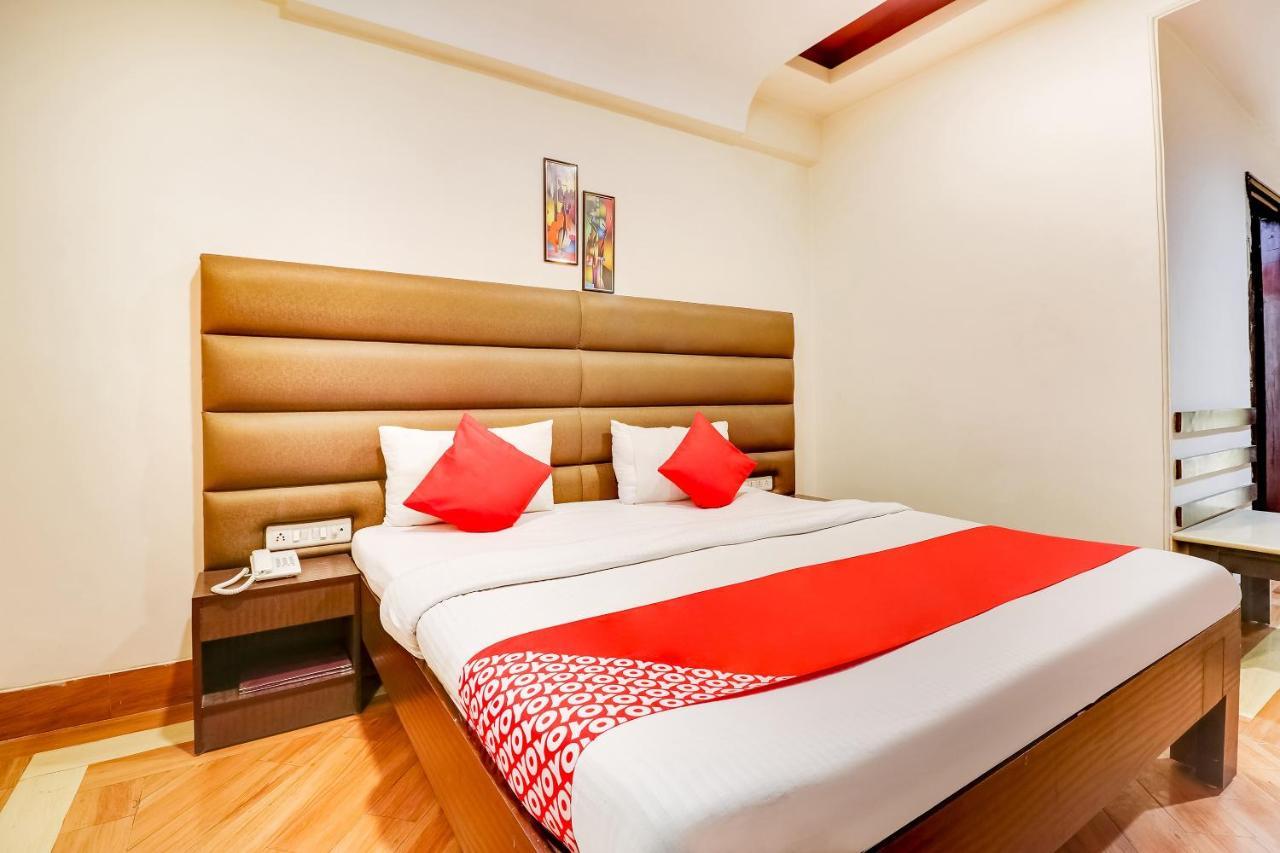 Oyo 71149 Jeet Residency Rewa Buitenkant foto
