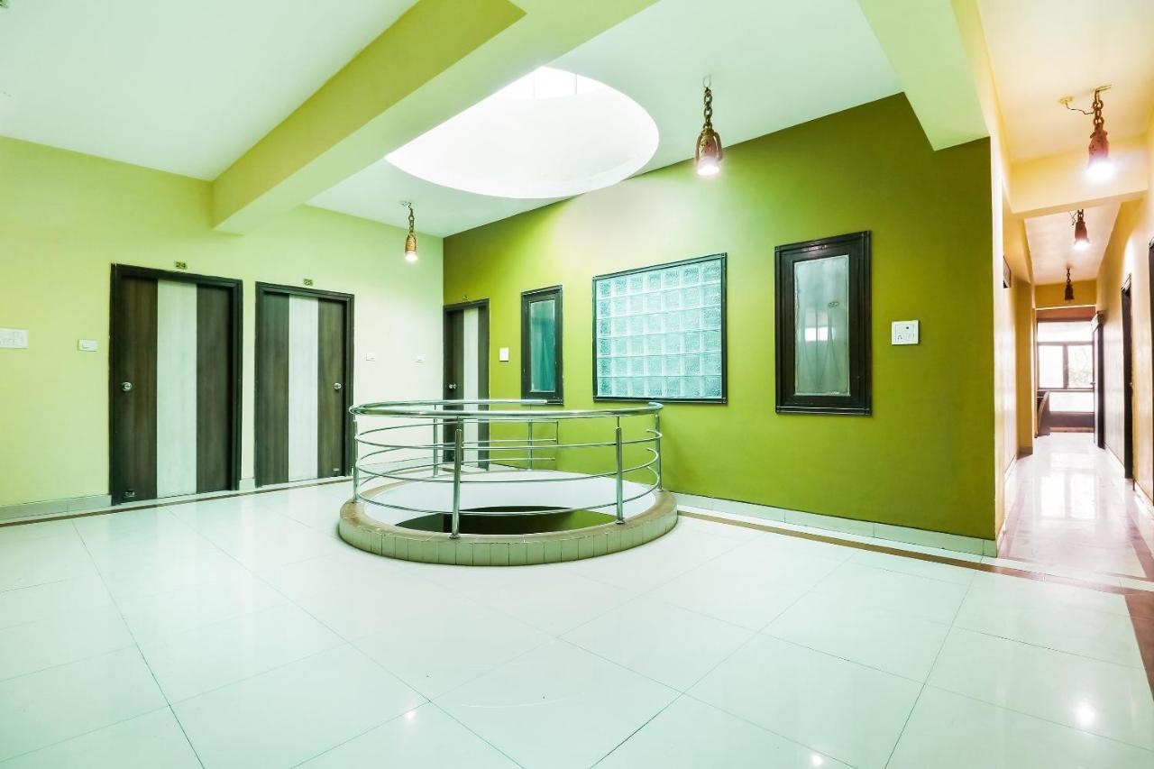 Oyo 71149 Jeet Residency Rewa Buitenkant foto