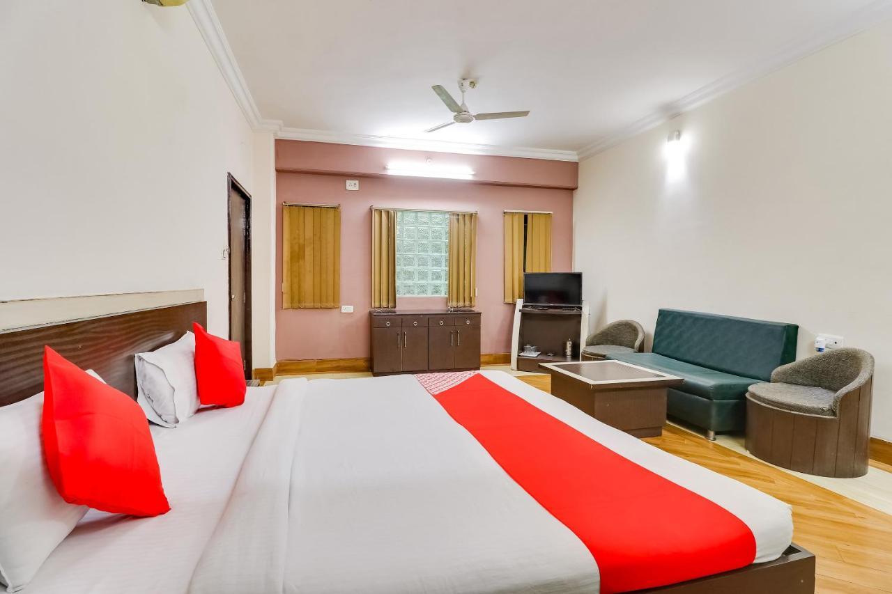 Oyo 71149 Jeet Residency Rewa Buitenkant foto